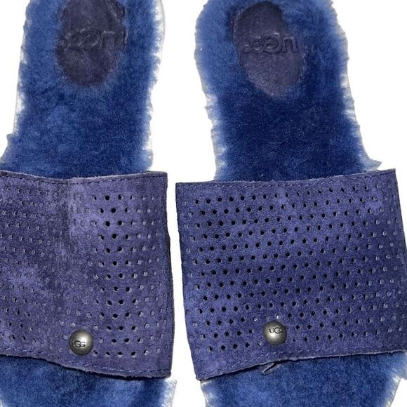 UGG - Picture 3 of 9